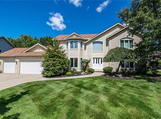 589 Dewitt Dr, Highland Heights, OH 44143
