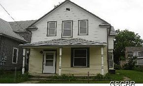 1st image of 2808 E 1st St