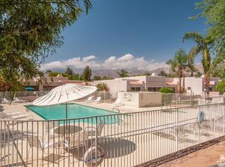 48130 Via Hermosa, La Quinta, CA 92253
