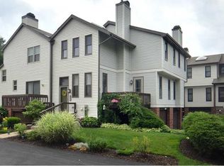 136 Spring Run Dr, Monroeville, PA 15146