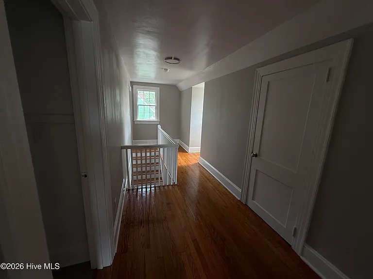 2519 S Memorial Dr — Photo 12