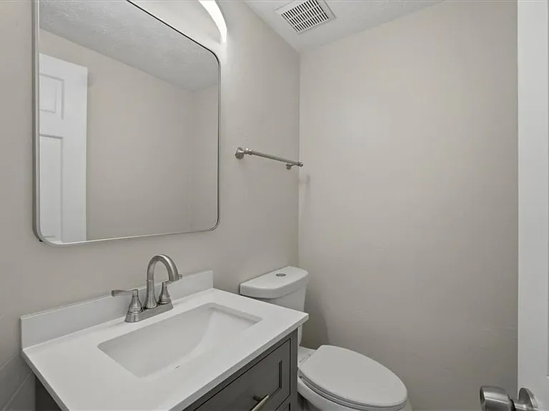 9470 Hillside Dr — Photo 19