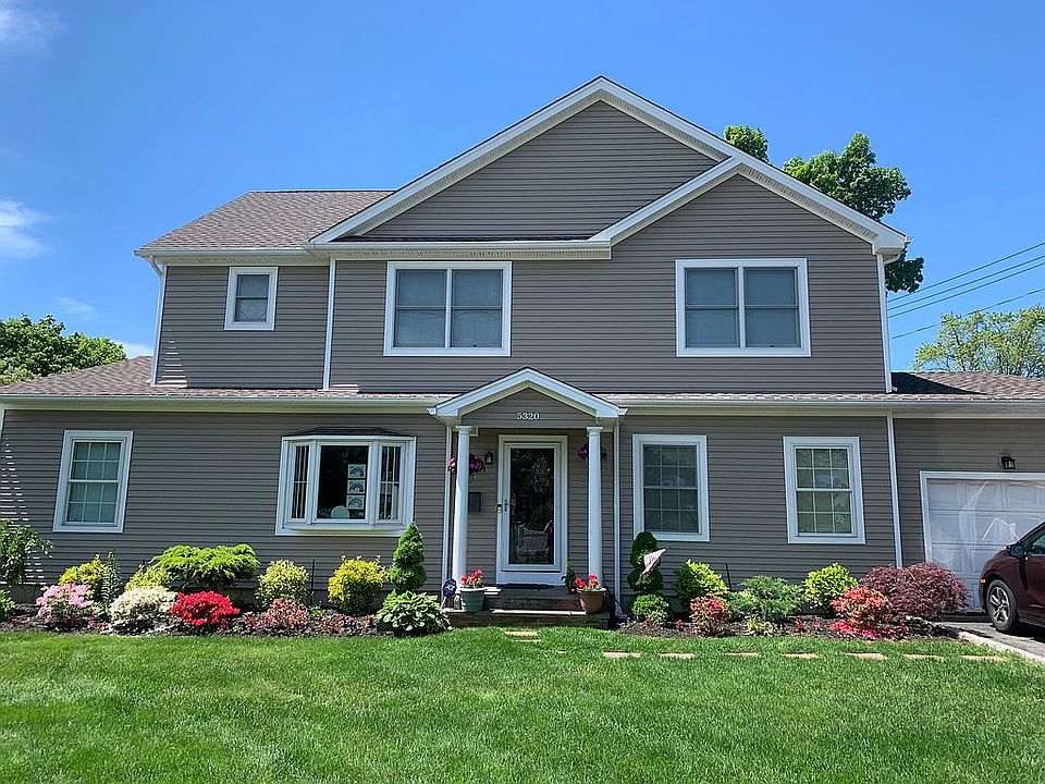 1st image of 532A Secatogue Ave