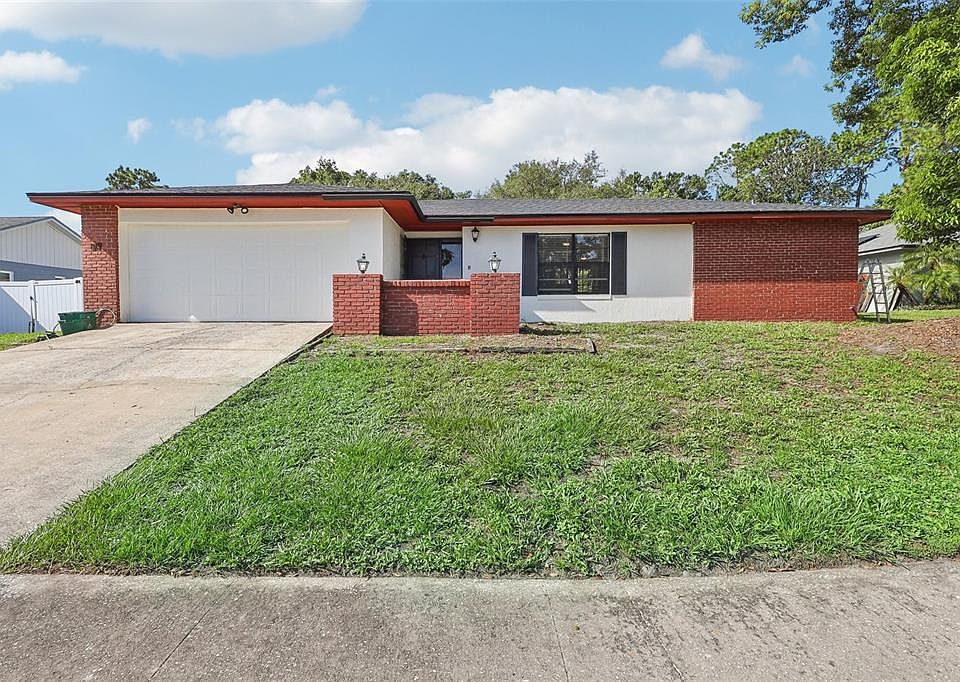1st image of 819 WOODSTREAM LANE