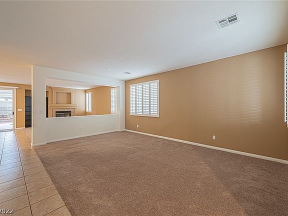 5th image of 8240 Crown Peak Ave