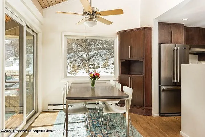 3 bed, 1246 sqft, $9,750 — Photo 4
