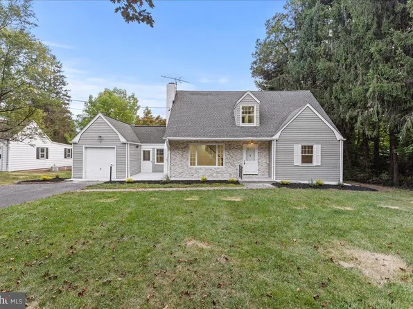 1 Hampton Rd, Ewing, NJ 08638