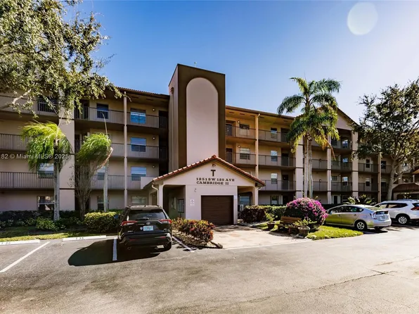 1251 SW 125th Ave APT 108T, Pembroke Pines, FL 33027