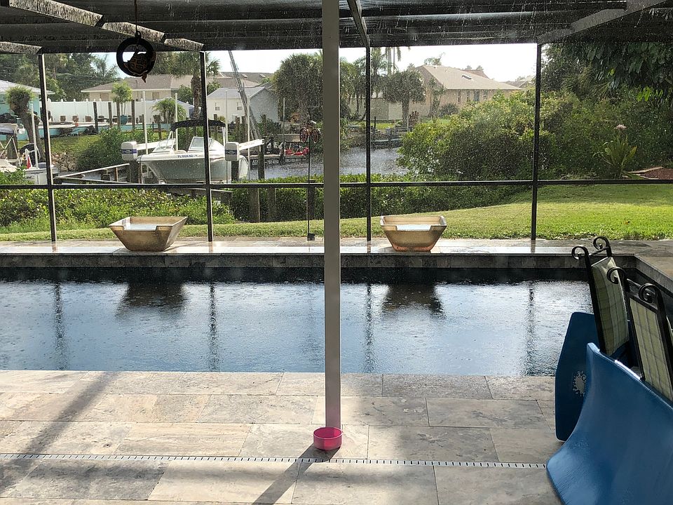 1st image of 709 Sandpiper Ln