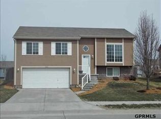 18106 Josephine St, Omaha, NE 68136