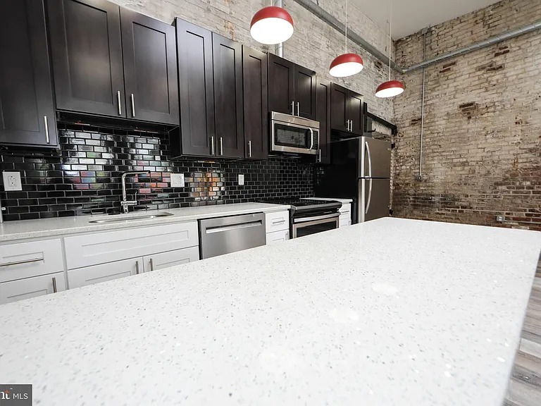 3450 J St #124 — Photo 4