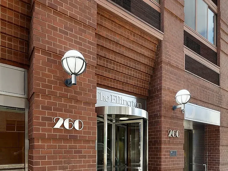260 W 52nd St #16D — Photo 8