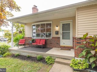 122 S Elm Ave, Aldan, PA 19018