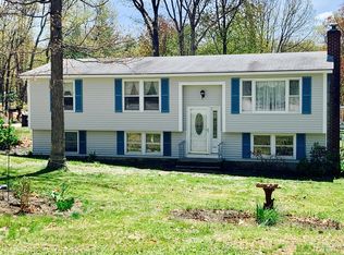 148 Ell Pond Rd, Wells, ME 04090