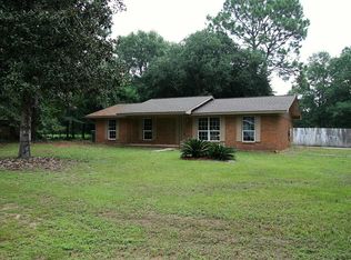5355 Cox Ln, Crestview, FL 32539