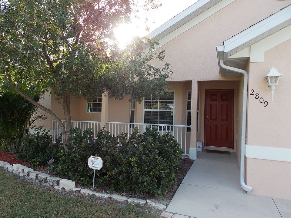 2nd image of 2809 Cadiz St
