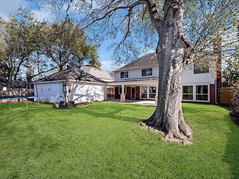4422 Warwick Dr — Photo 30