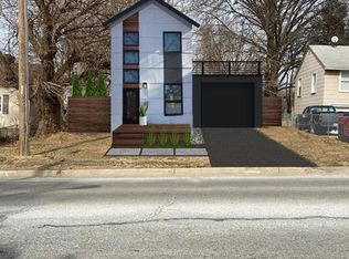 544 County Line Rd, Kansas City, KS 66103