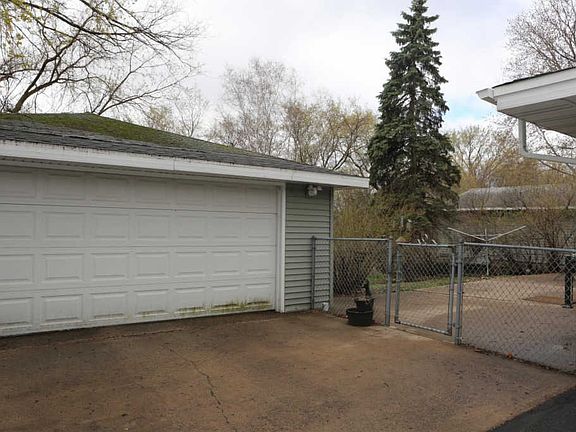 2nd image of 1032 38th Ave