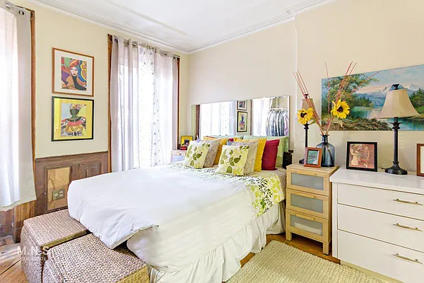 Rented by MNS | media 33