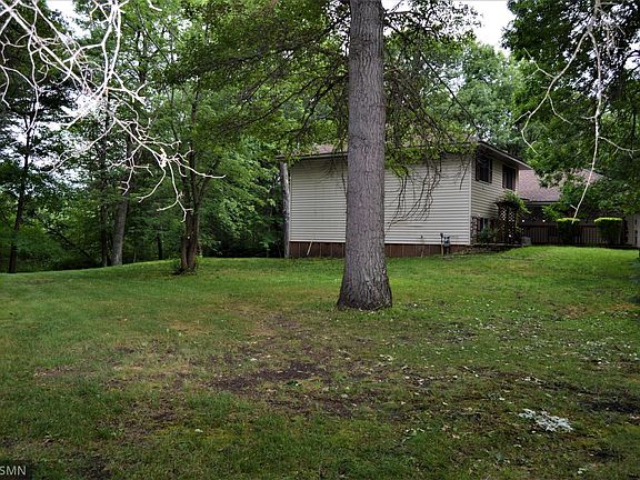 3rd image of 2954 Long Lake Dr NW