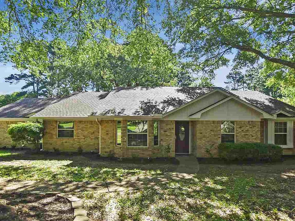 1st image of 370 Royal Cir
