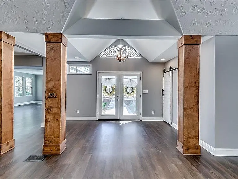 895 Frank Kirk Rd NW — Photo 3