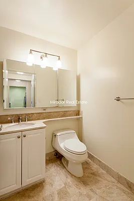 Rented by Mirador Real Estate | media 22