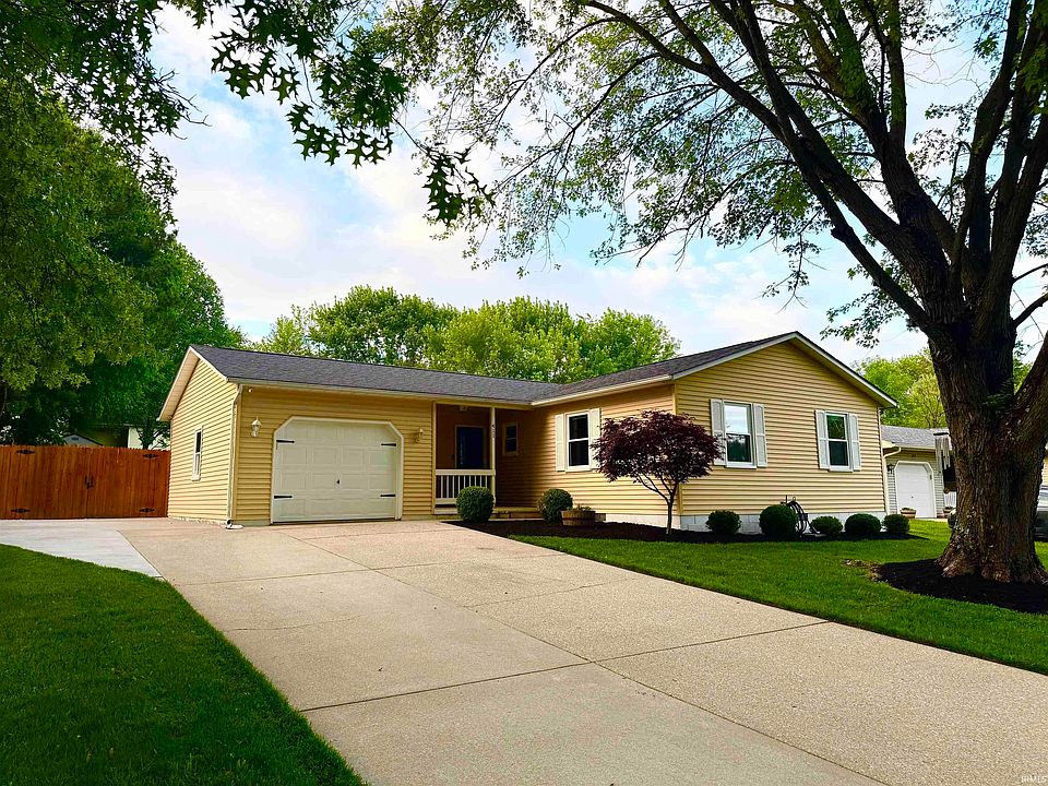 1st image of 411 W Tecumseh Dr