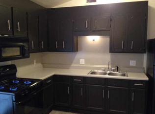 6937 Delta Lake Dr, Charlotte, NC 28215