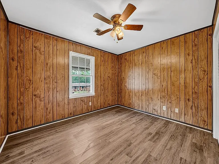 1315 Pagoda Dr — Photo 11