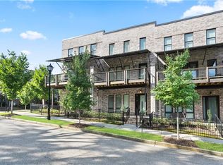 1949 Myrtle Walk NW, Atlanta, GA 30318