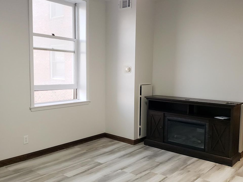 The Yancey 906 123 N Locust St Grand Island NE Zillow