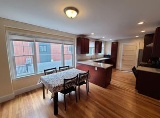 14 Netherlands Rd #1, Brookline, MA 02445