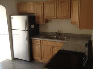 3521 SW 48th Ave, Hollywood, FL 33023