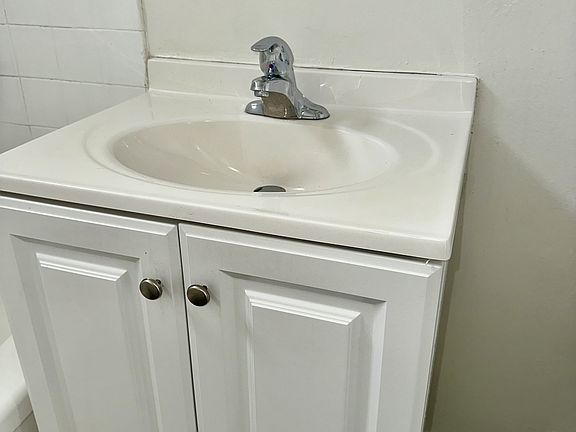 5th image of 711 S Sierra Vista Ave #17736076