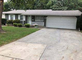 3010 W 9th St, Waterloo, IA 50702