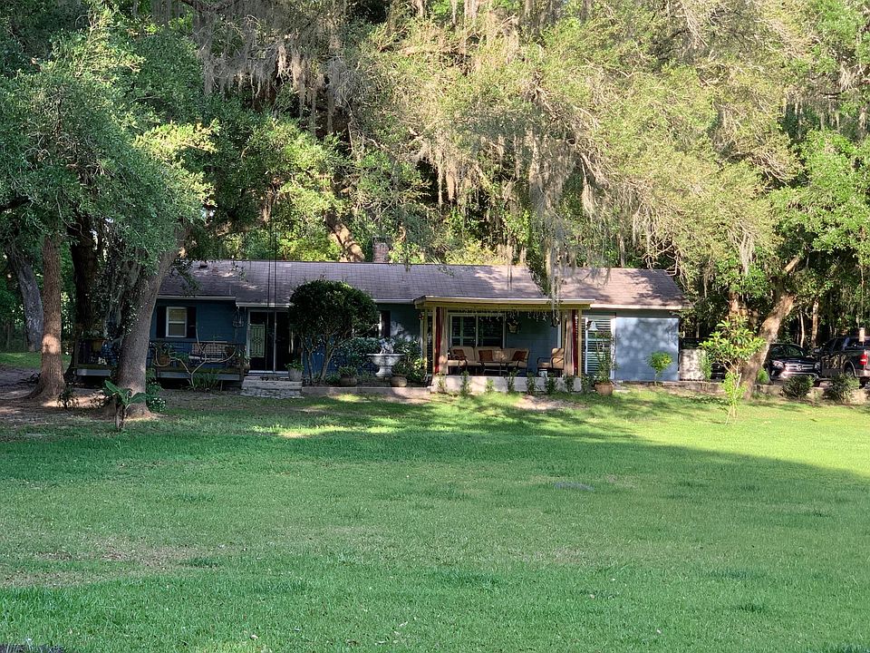An overview of the back of the property