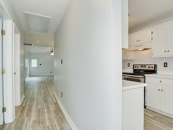 3rd image of 4784 W Creek Mill Ct