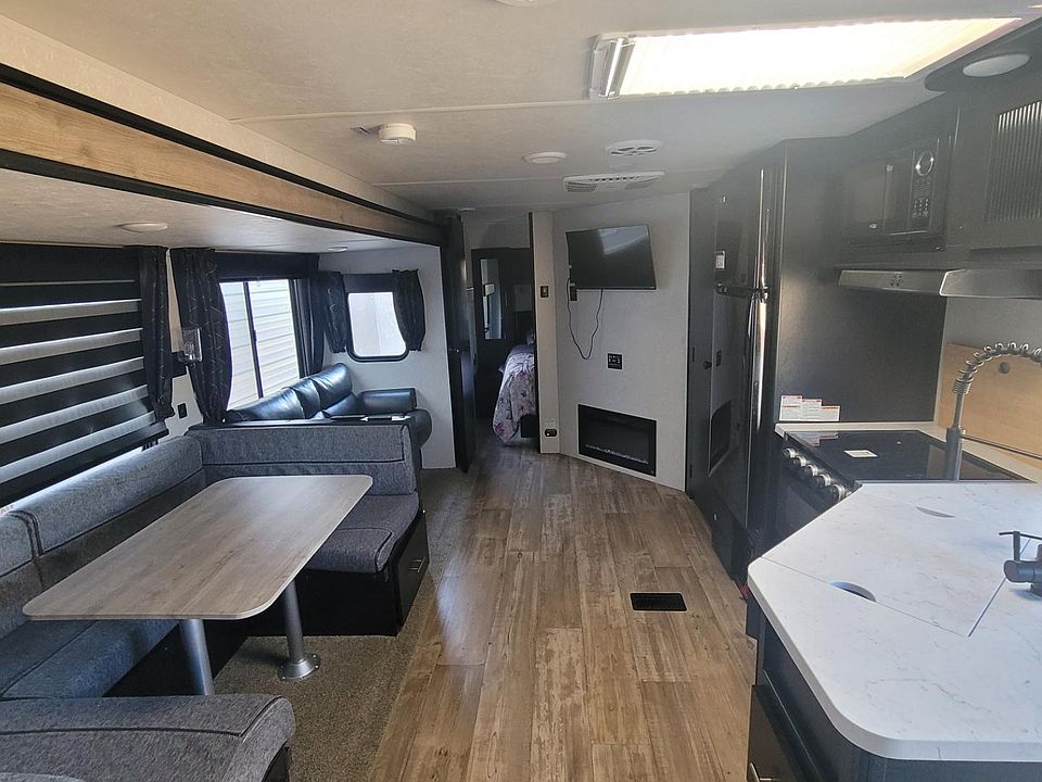 1st image of 41855 Soledad Ln