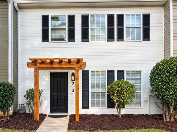 213 Willow Point Cir, Alabaster, AL 35007