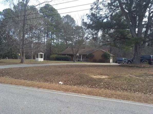 570 Old Greenville Rd, Fayetteville, GA 30215