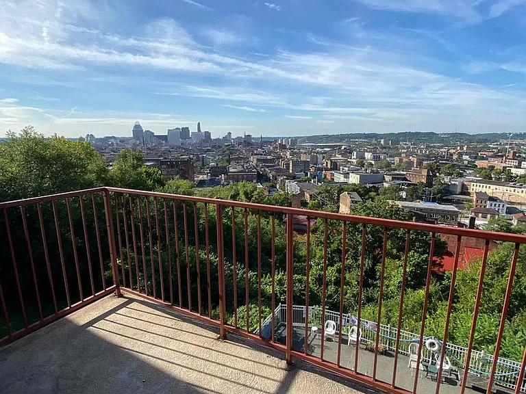 Clifton View — Photo 34