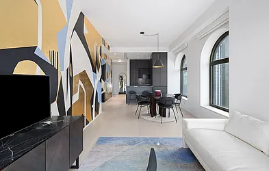 Rented by R New York