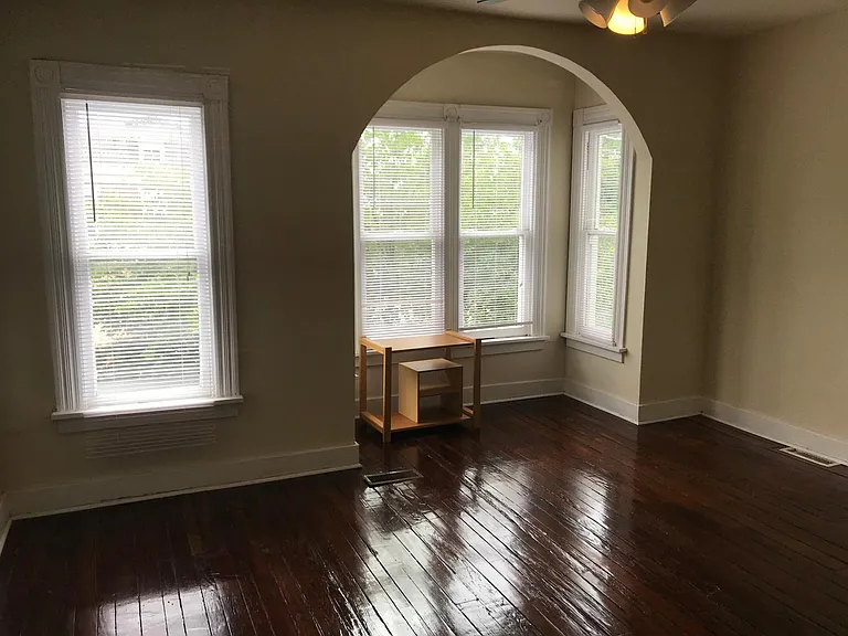 3102 E Marshall St — Photo 14