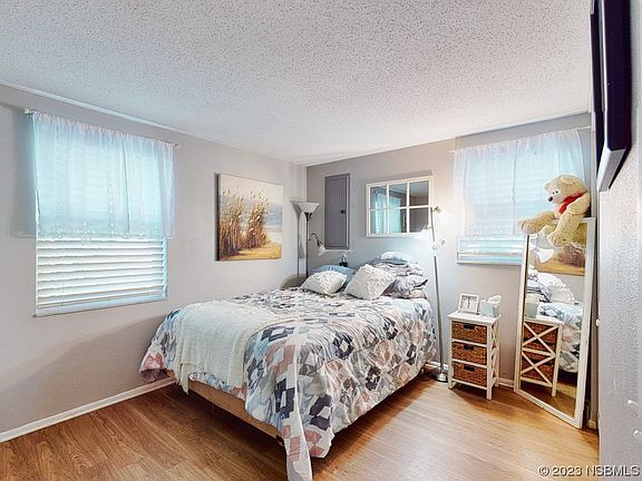 5th image of 811 E 27th Ave