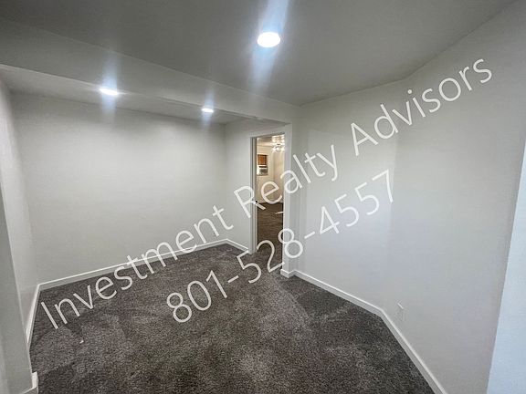 5th image of 4658 S Hanauer St #6