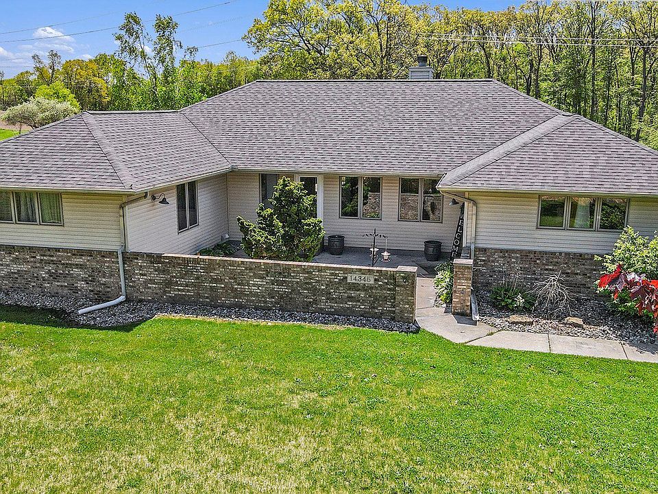 1st image of 14345 Fairway Dr