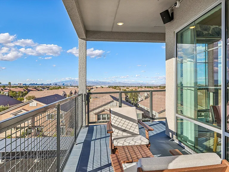 Fora Apartments — Photo 51