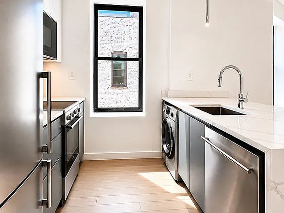 2nd image of 19 Wyckoff St #5A